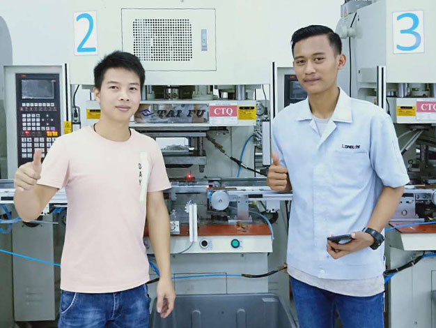 臺富注塑機廠家的發(fā)展戰(zhàn)略
